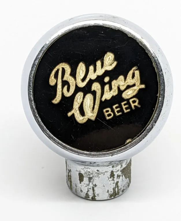 BALL TAP KNOB HANDLE BLUE WING BEER REEDSBURG WISCONSIN (ROBBINS)