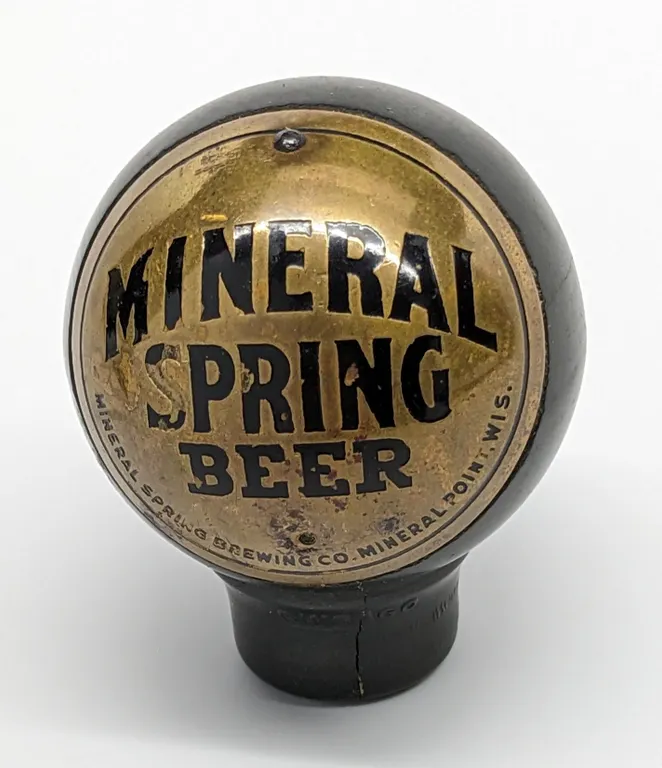 BALL TAP KNOB HANDLE MINERAL SPRING BEER WISCONSIN (DAKA-WARE)