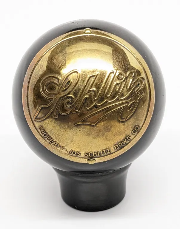 BALL TAP KNOB HANDLE SCHLITZ BEER MILWAUKEE WISCONSIN (DAKA-WARE)