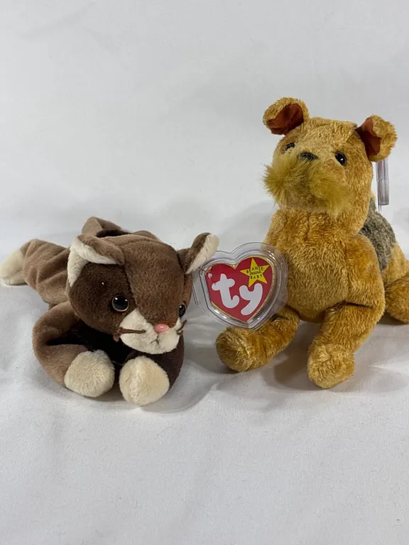 A game of chase! Ty Beanie baby