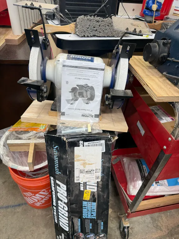 Rikon 80-805 8" Low-Speed Bench Grinder with Wolverine Sharpening System