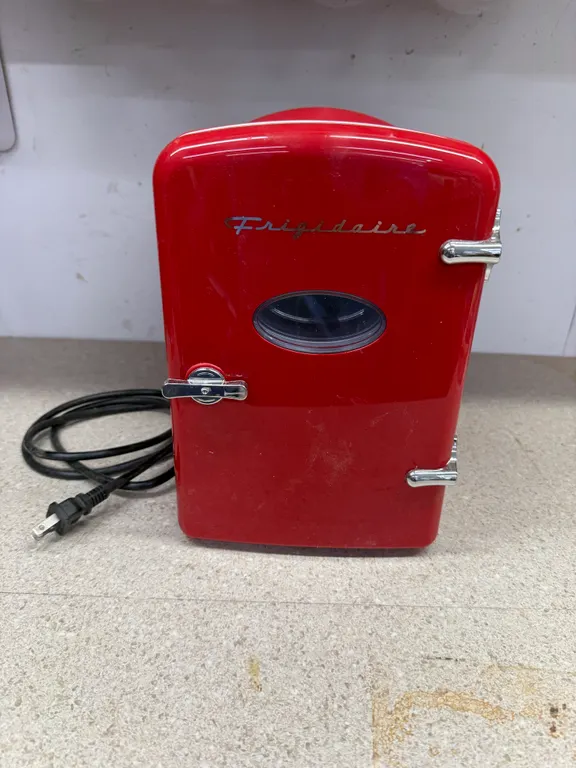 Frigidaire Retro-Style Red Mini Refrigerator