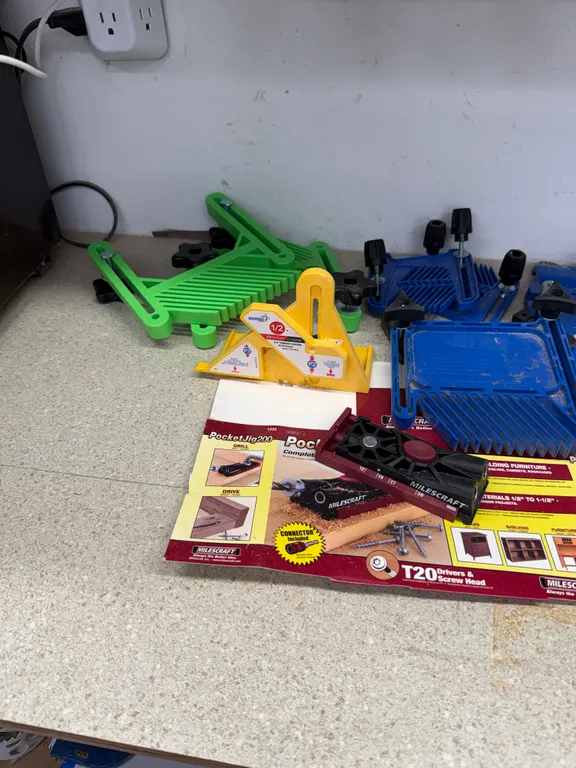 Milescraft PocketJig200, Corner Jigs & Woodworking Accessories