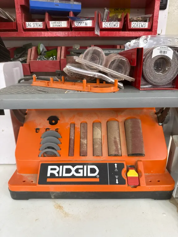 RIDGID Oscillating Edge Belt/Spindle Sander with Accessories
