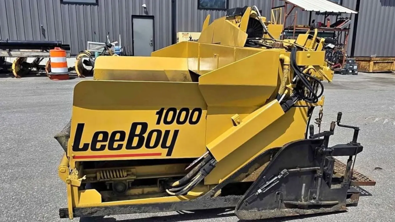 1999 LEEBOY L1000T CRAWLER ASPHALT PAVER