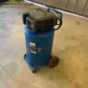 2023 KOBALT LK20175 PORTABLE AIR COMPRESSOR SN: 012128