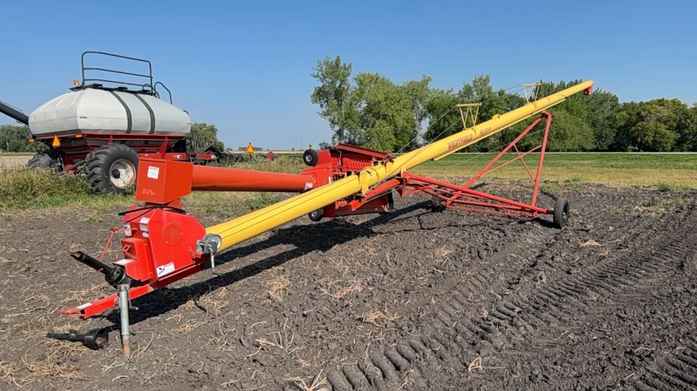 Westfield MK100-61 10"x61' mech drive swing auger