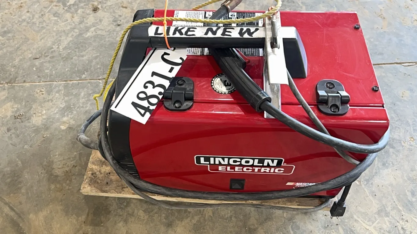 LINCOLN ELECTRIC 140 EZ MIG WELDER