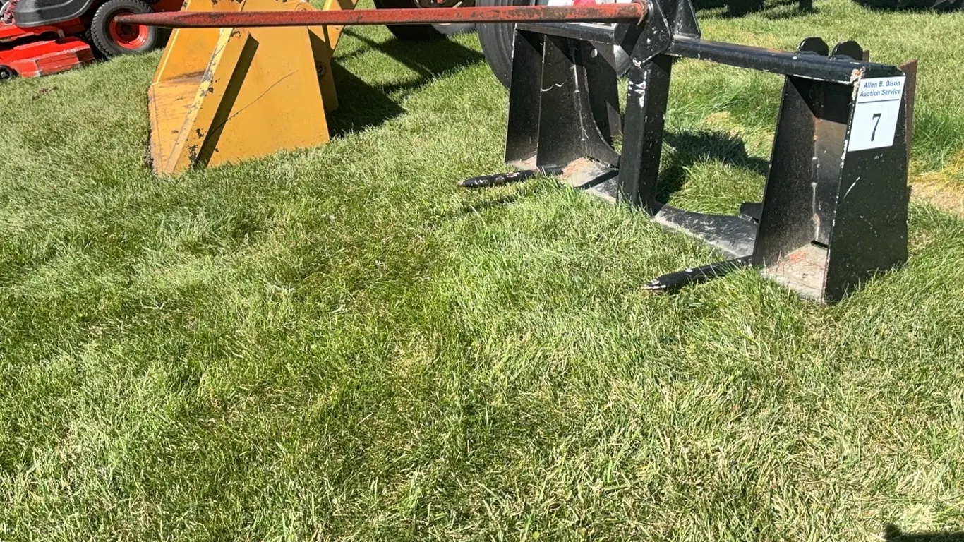 ROUND BALE SPEAR