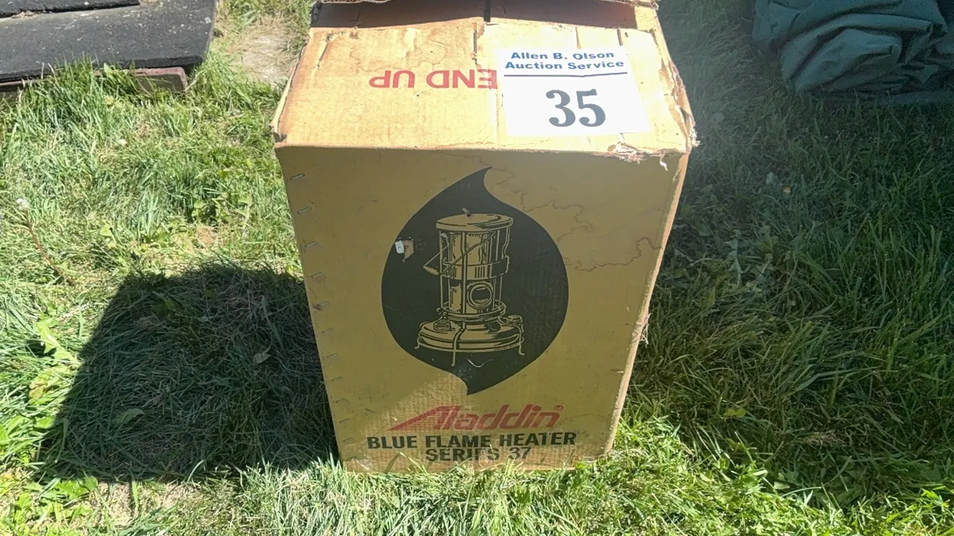 NEW/UNUSED KEROSENE BLUE FLAME HEATER