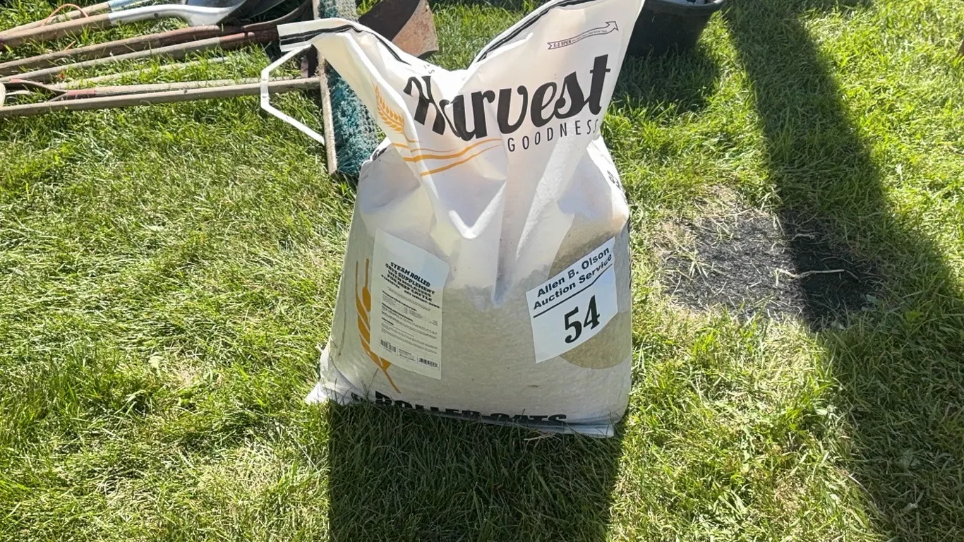 1 BAG OF ROLLED OATS w/ MOLASSES