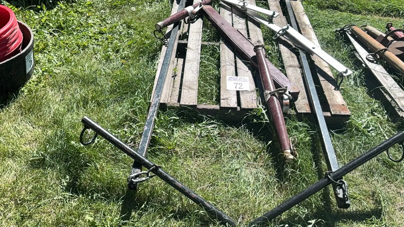 2 EVENERS, NECK YOKE & EVENERS FOR 3 HORSE TEAM