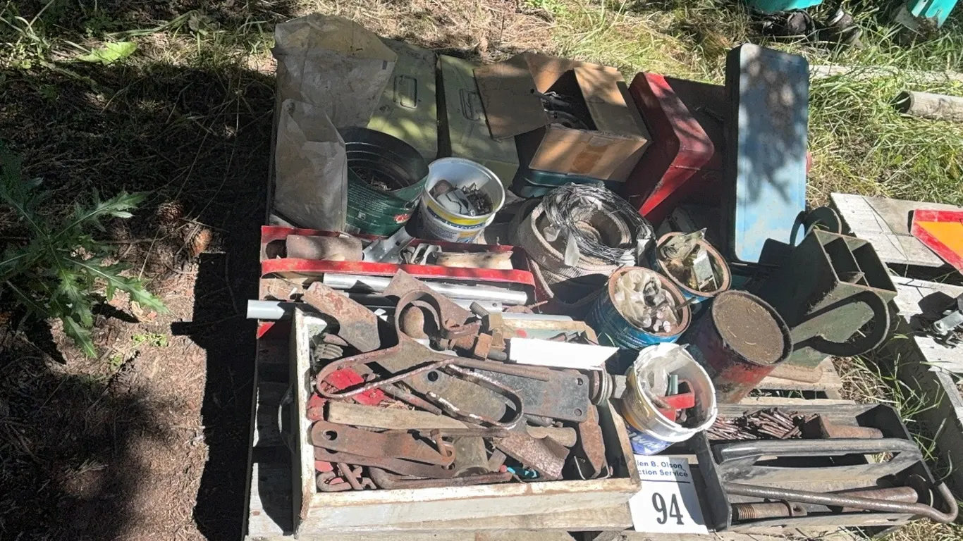 TOOLBOXES w/ MISC METAL