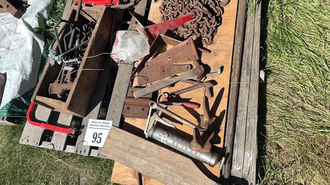 CHAIN, PRY BAR, HINGES, ANCHOR