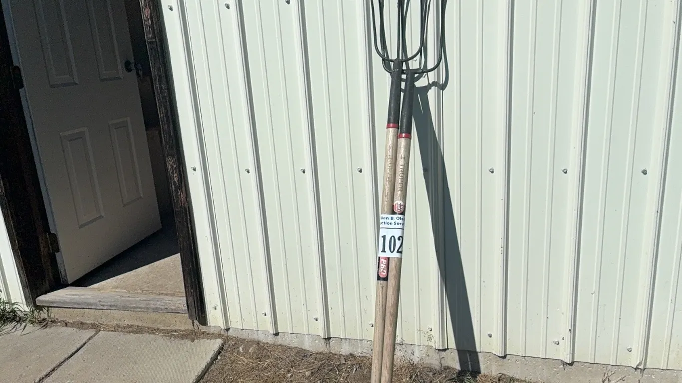2 NEW/UNUSED PITCH FORKS