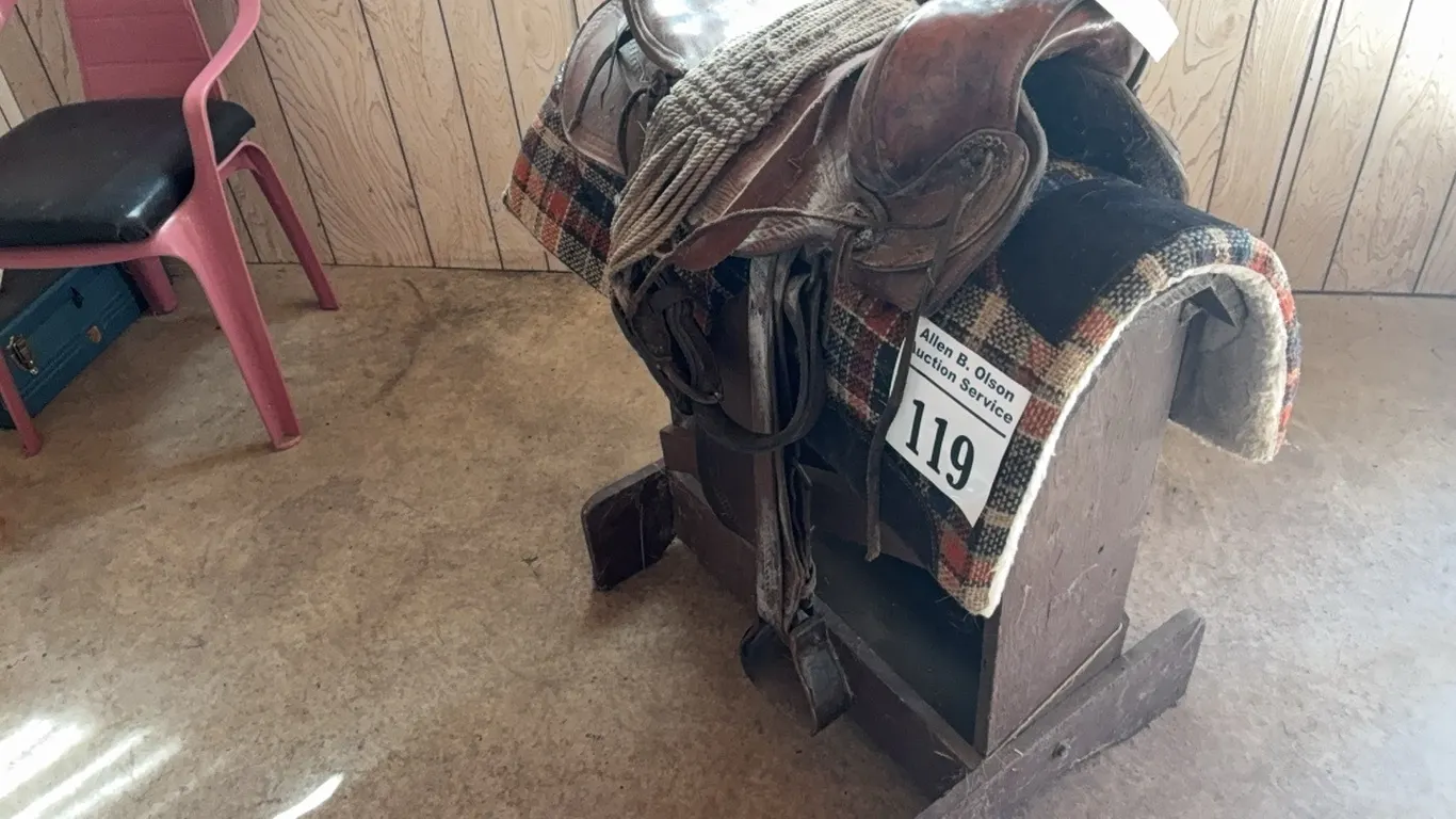 SADDLE STAND w/ 12" WESTERN SADDLE & SADDLE PAD