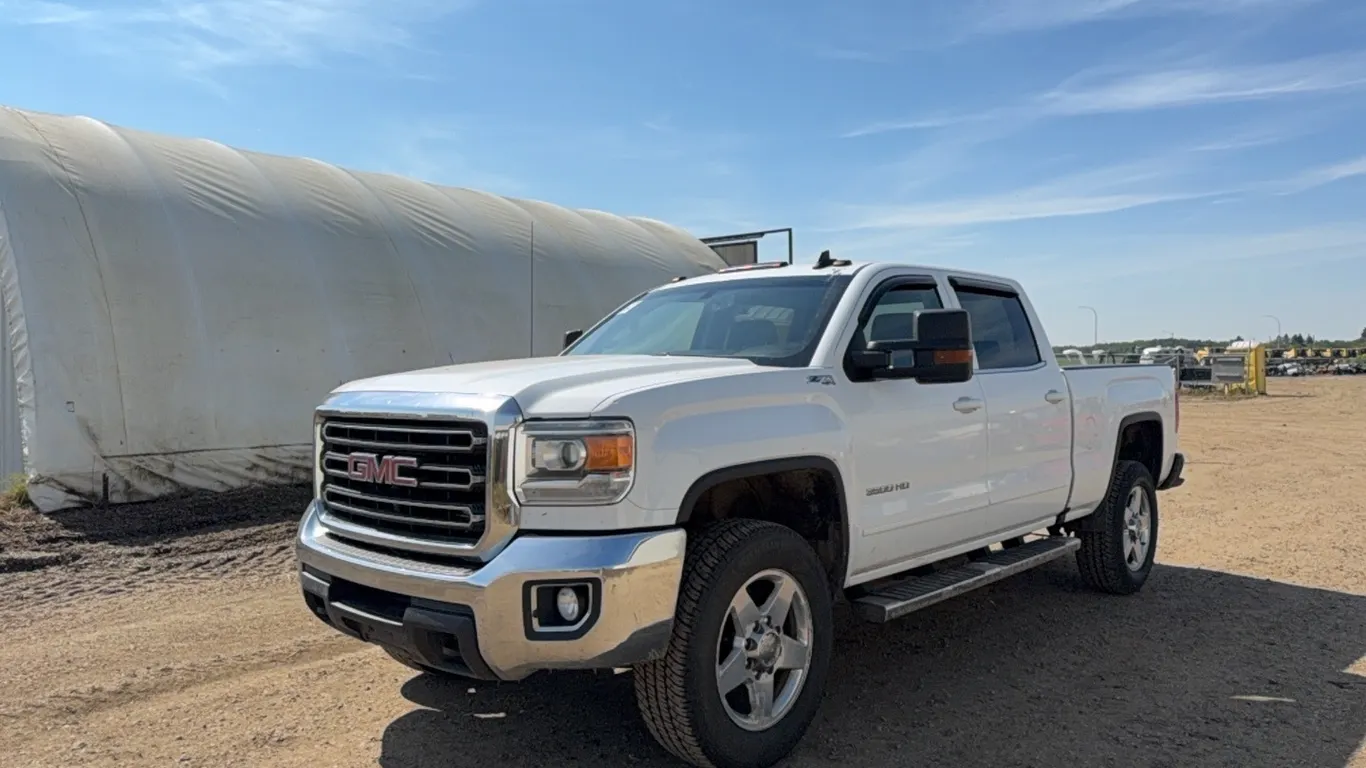 2017 GMC SIERRA 3500 HD CREW CAB 4WD TRUCK - VIN: 1GT42WCG7HF185096
