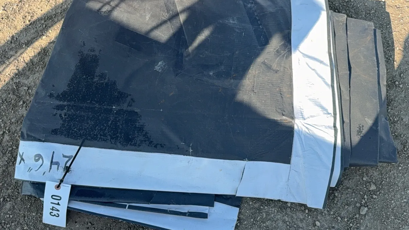 ID 0143 24.5ft x 31ft Tarp