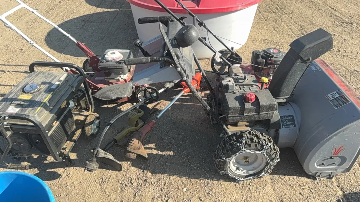 ID 0031 Generator/Snowblower/Mowers/Trimmers
