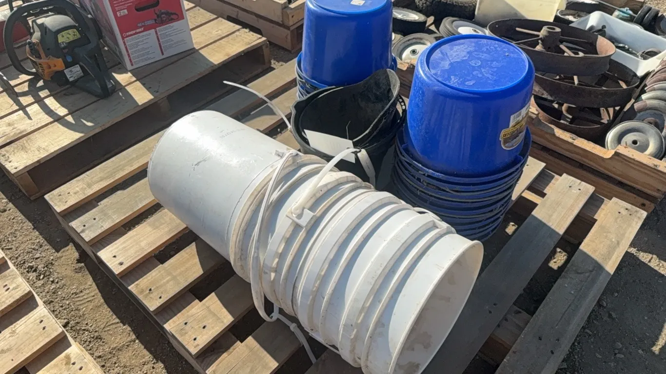 ID 0028 Asst Milk Pails/Feed Pails