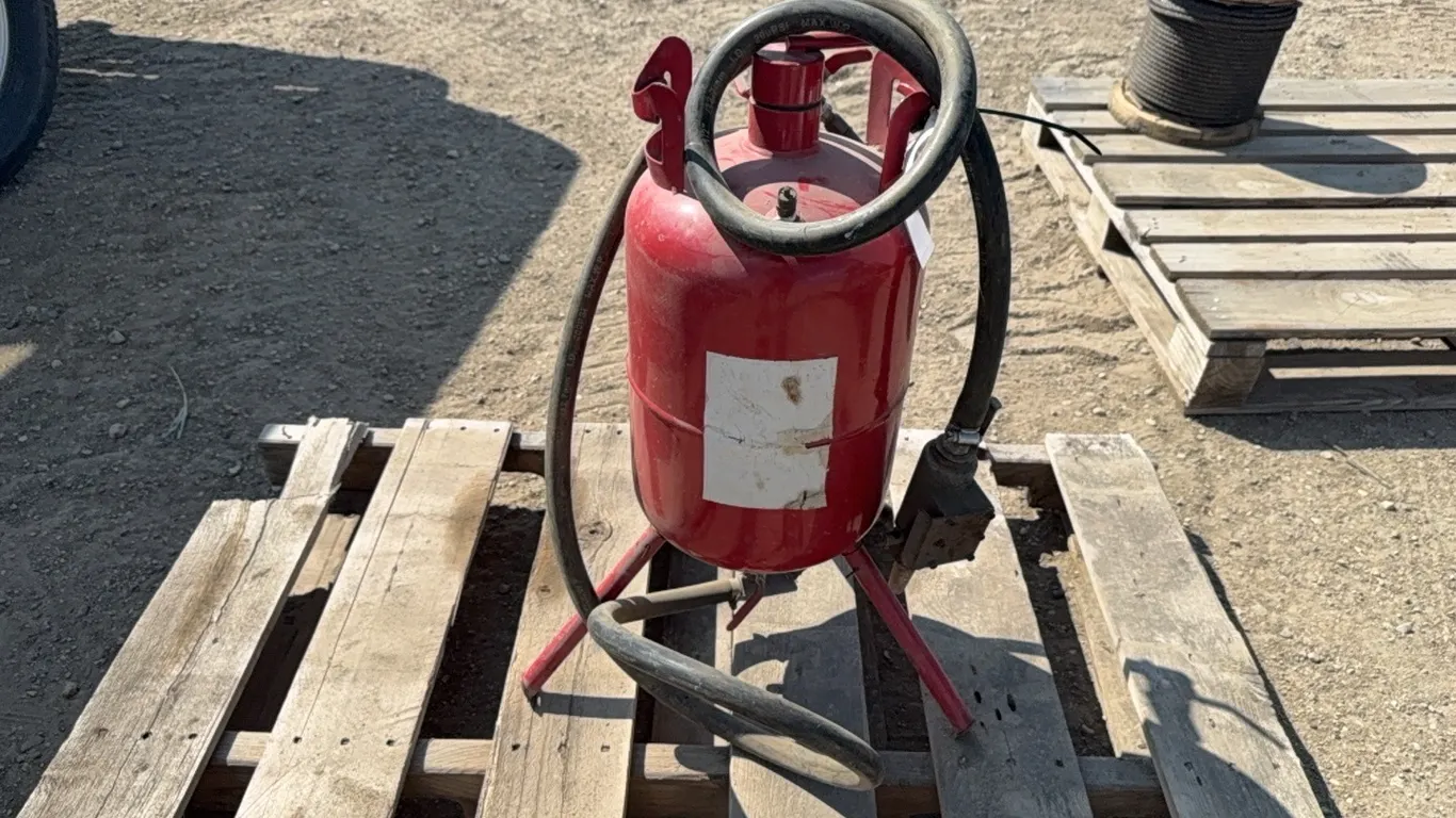 ID 0175 Sand Blaster
