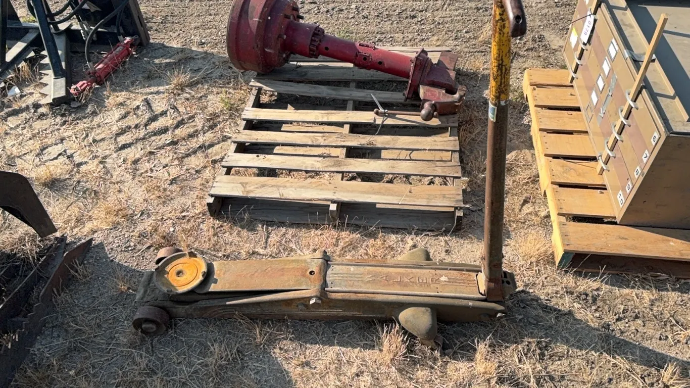 ID 0178 Walker 4 Ton Jack