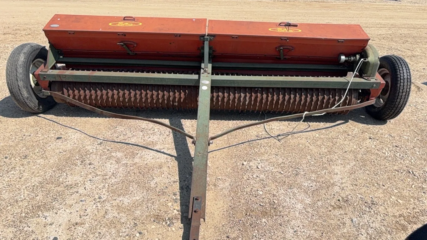 ID 0088 10ft Brillion Grass Seeder