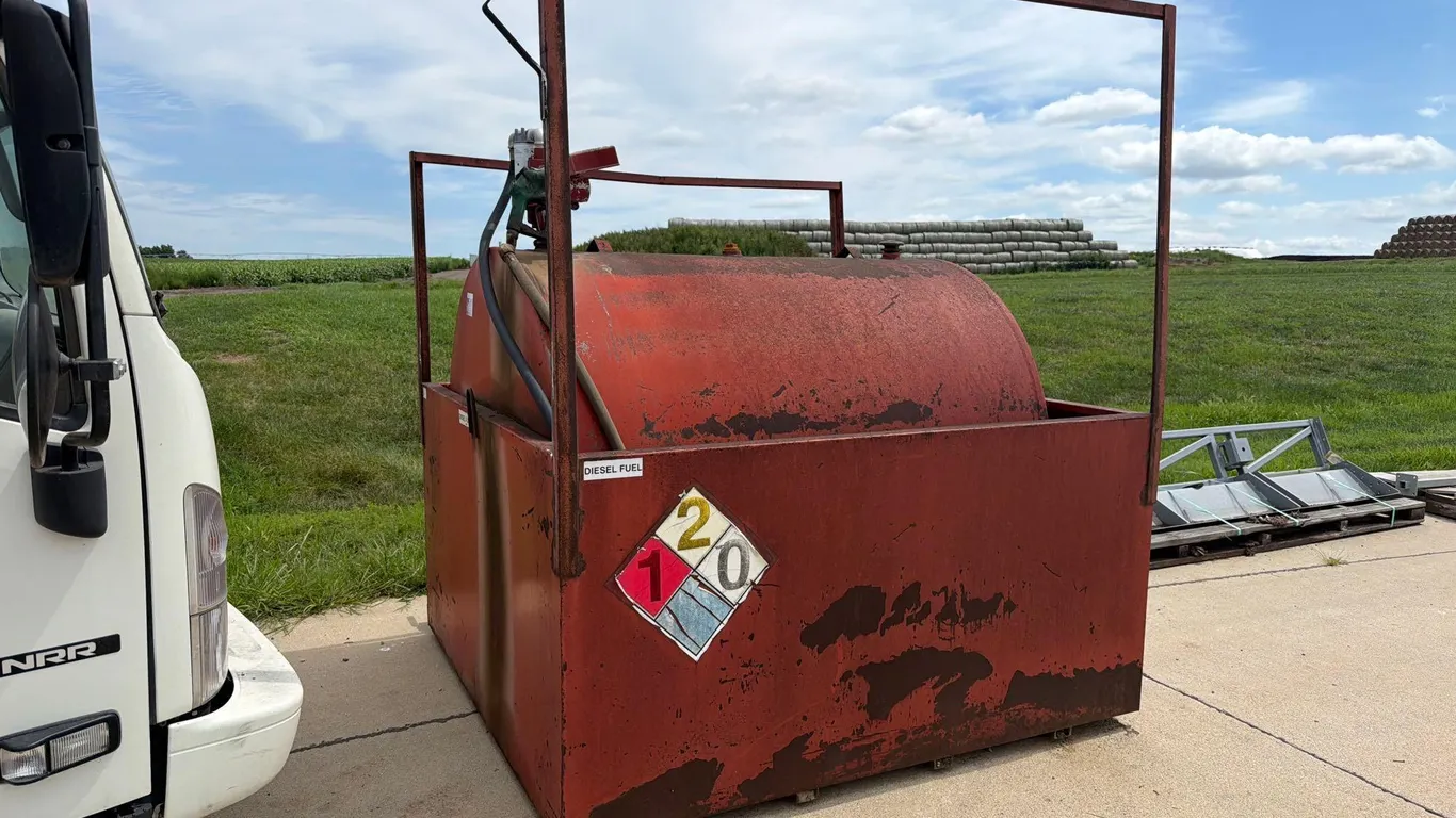 1000 Gallon Diesel Barrel w/ Containment Tank