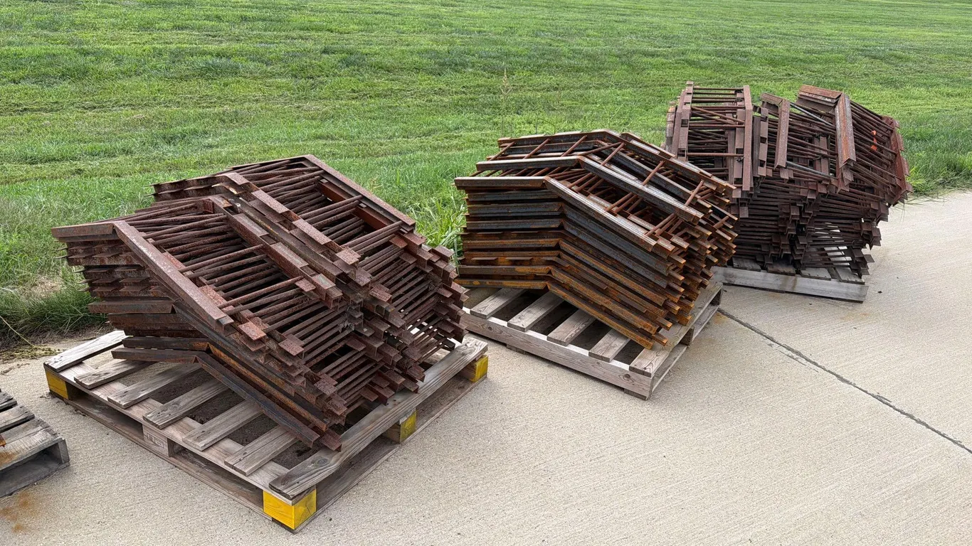3- Pallets of V Shaped Metal Grain Bin Supports