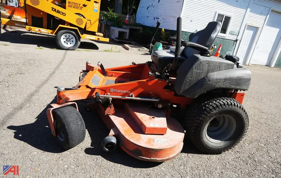 2017 Husqvarna #MZ61 Zero Turn 61" Mower