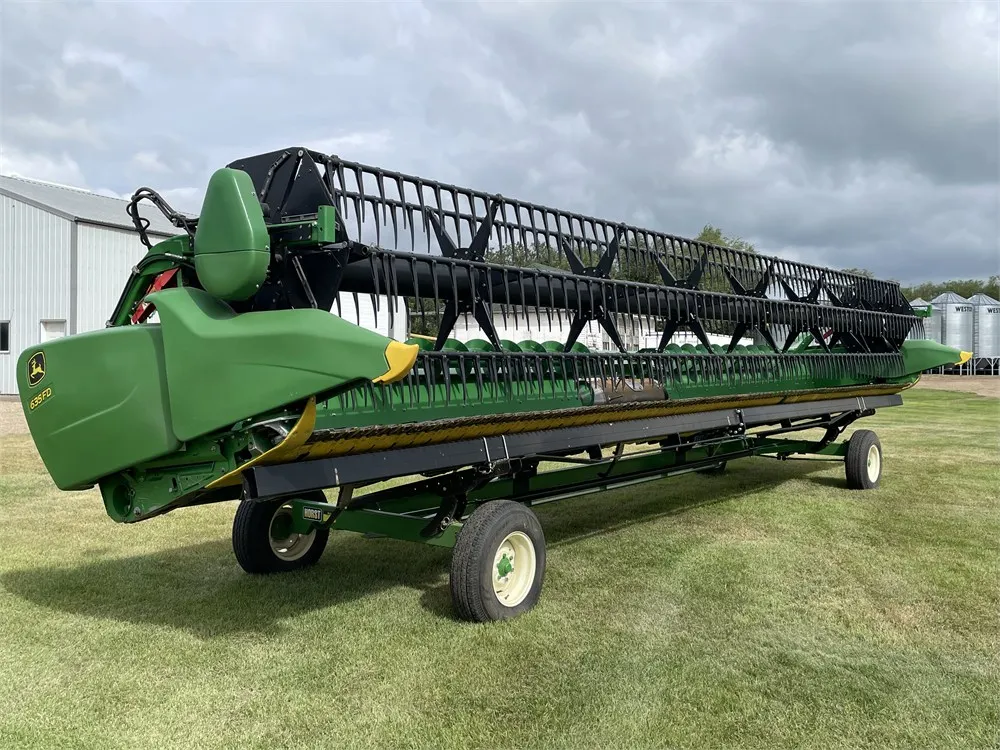 2017 JOHN DEERE 635FD Flex Draper Header w/ Horst Transport, Shedded
