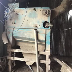 Carter Day 245 roller cleaner, approx 200 bu/hr, multi screens, MOTOR NOT INCLUDED, see lot details