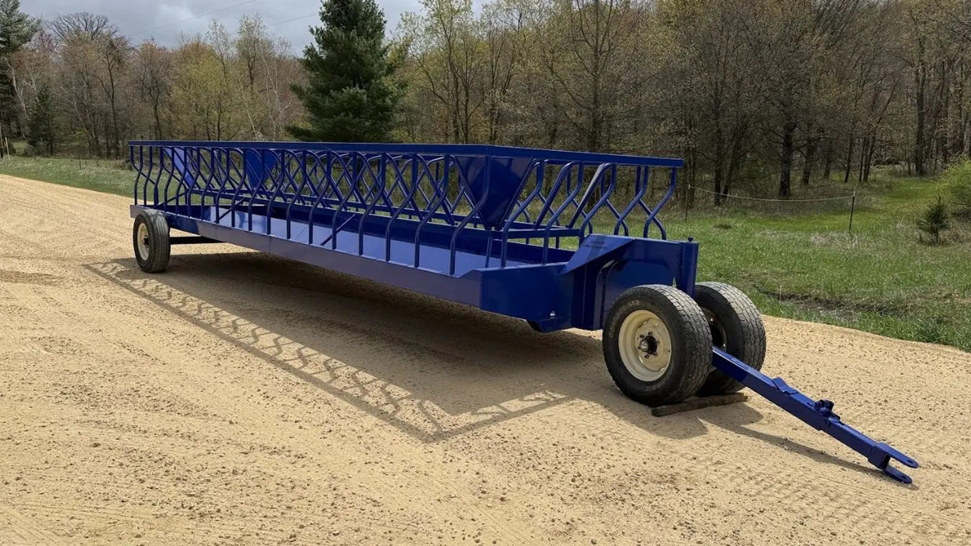 24' Super Duty Feeder Wagon
