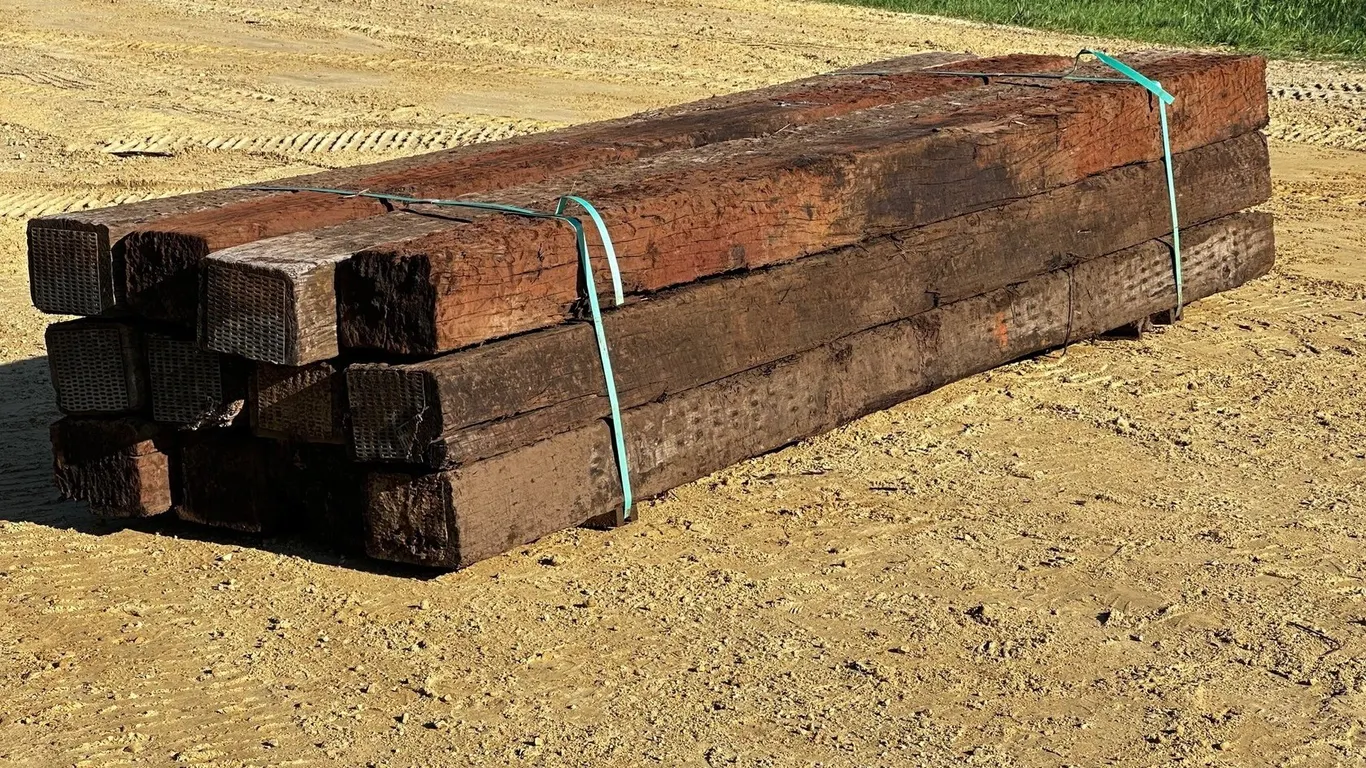 (12) 10' Railroad Ties