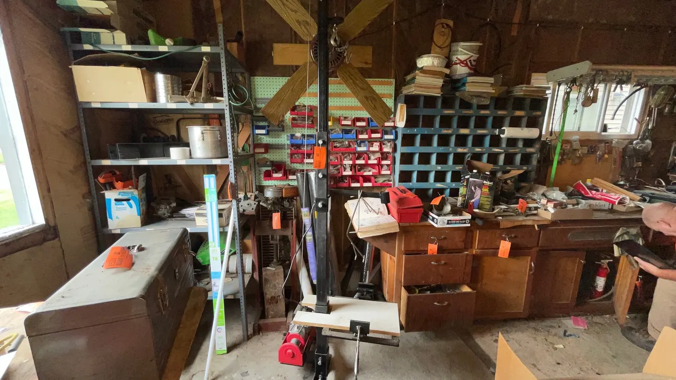 Adjustable Metal Stand with Electric Winch