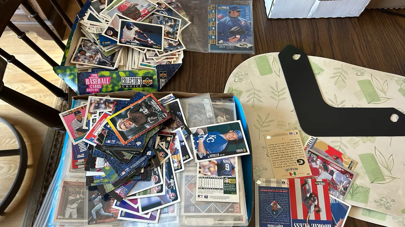 Collection of Baseball Cards