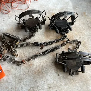 (3) MB 650 Traps
