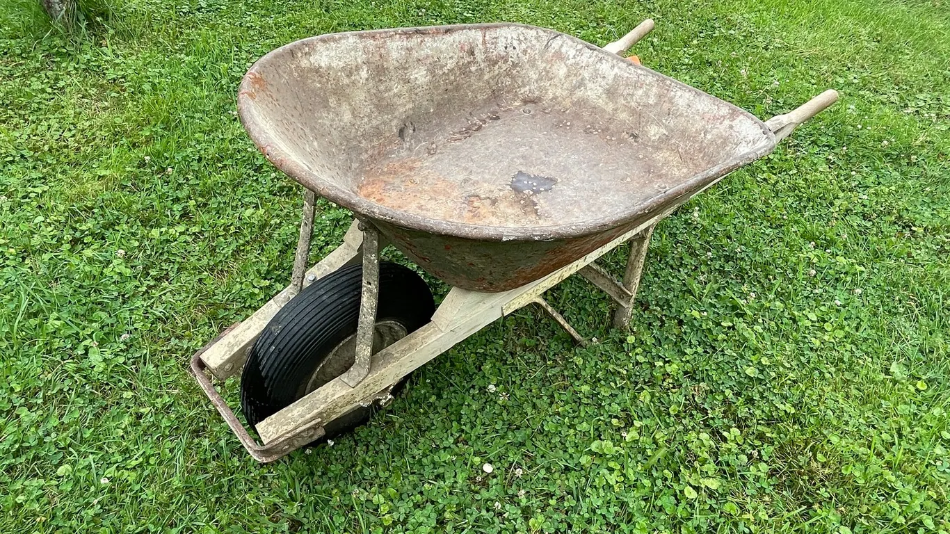 Wheelbarrow