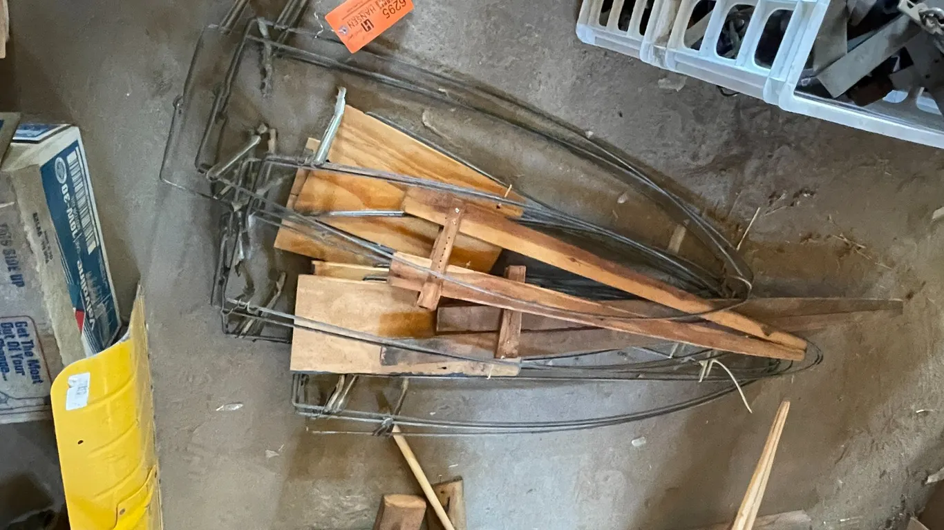 Large Wire Skin Stretchers