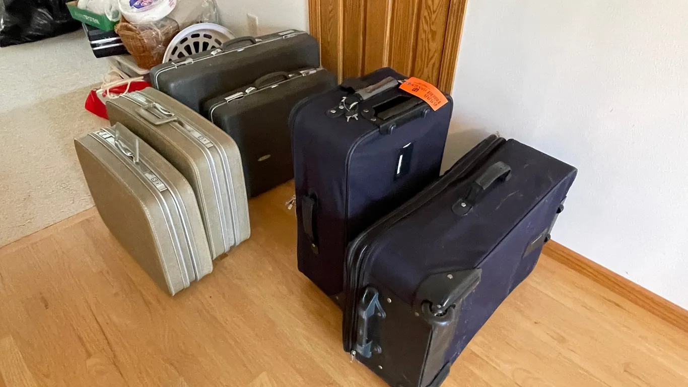 (6) Pieces of Luggage