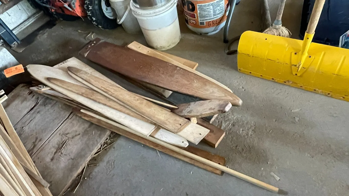 Large Wood Fox Skin Stretchers