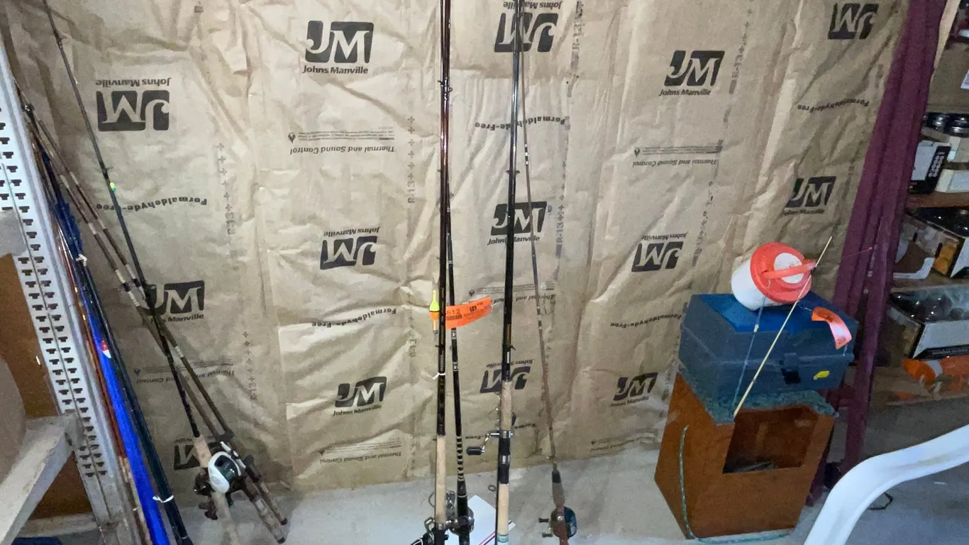 (4) Fishing Poles