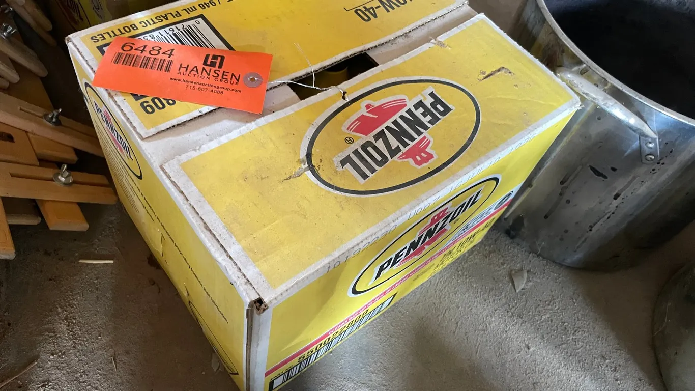 Assorted Motor Oil