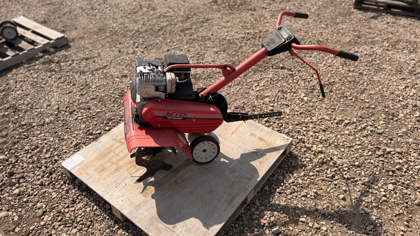 MTD Yard Machines 20" Rototiller