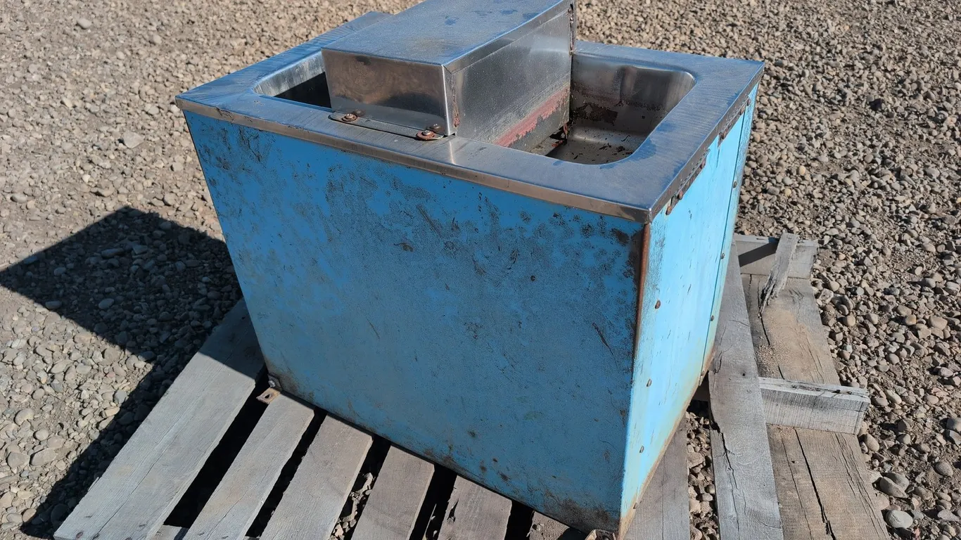 Live Stock Waterer