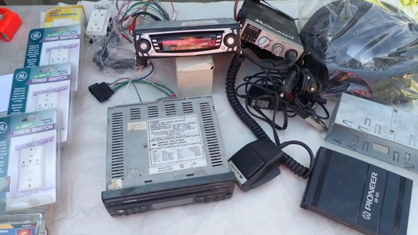 Car Radios, CB Transceiver, NOS & More