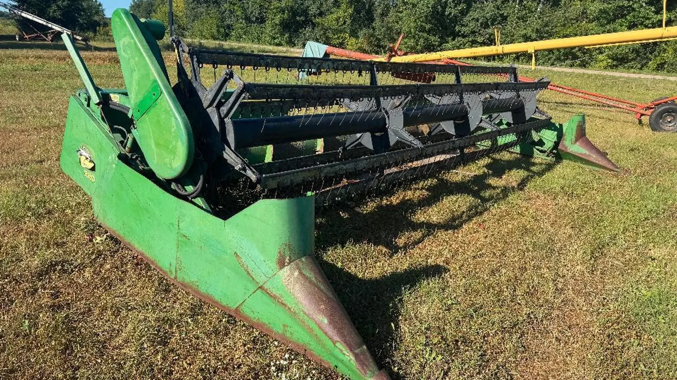 John Deere 220 Flex Head