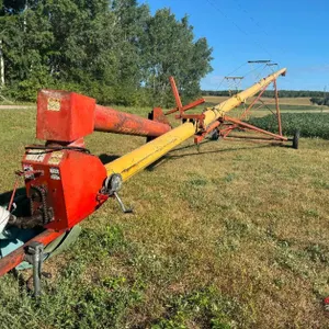 Westfield 10x71 Swing Hopper Grain Auger