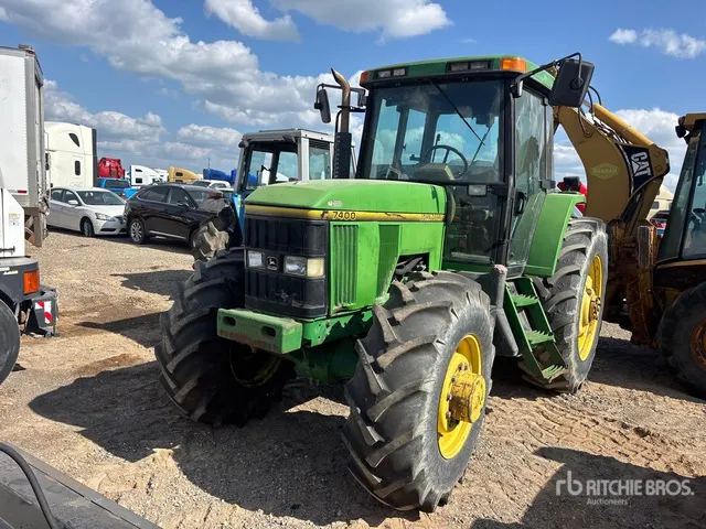 1995 John Deere 7400 4WD Tractor