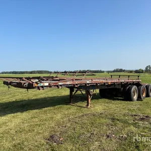 1993 Doepker 28 ft Tri/A Super B-Train Lead Flatbed Trailer